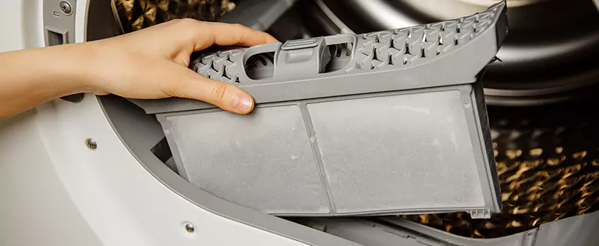 Signs Of A Clogged Dryer Lint Trap in Hobart, Indiana
